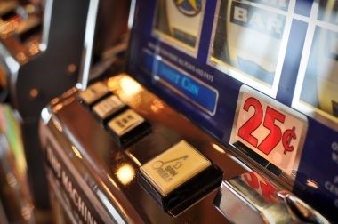 Live blackjack table on joy4d with dealer and multiple players