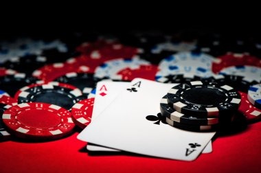 joy4d Sic Bo table with three dice and betting layout displayed